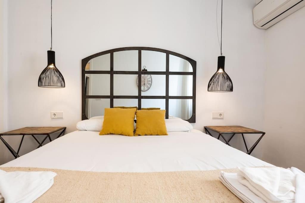 Super Central Malaga Flat With Terrace And Free Parking Extérieur photo