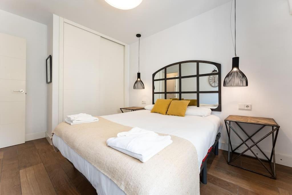 Super Central Malaga Flat With Terrace And Free Parking Extérieur photo