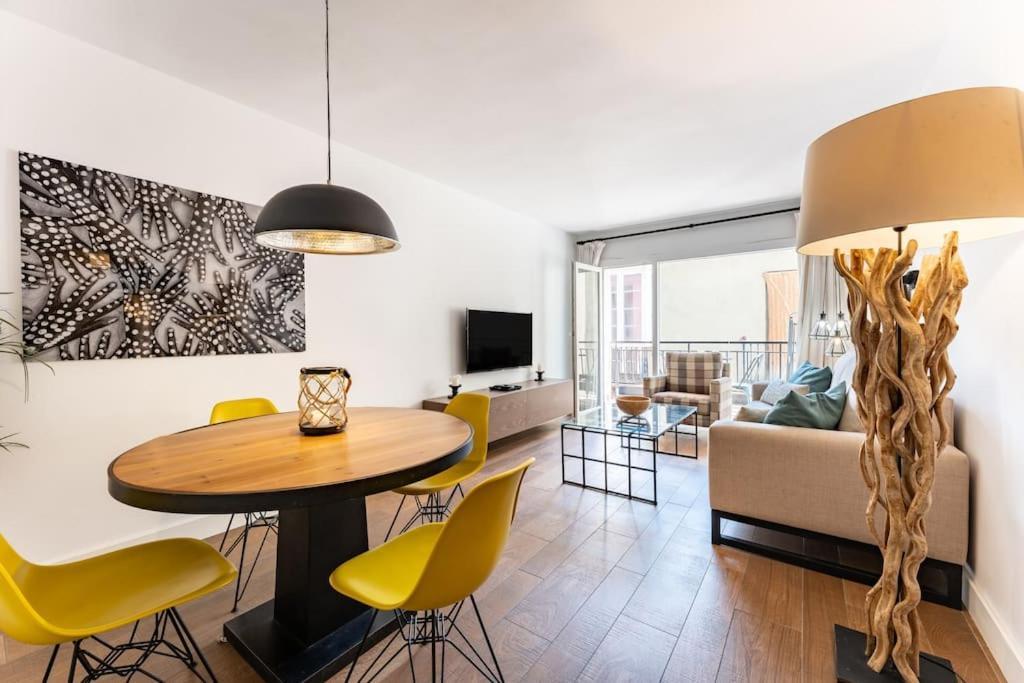 Super Central Malaga Flat With Terrace And Free Parking Extérieur photo